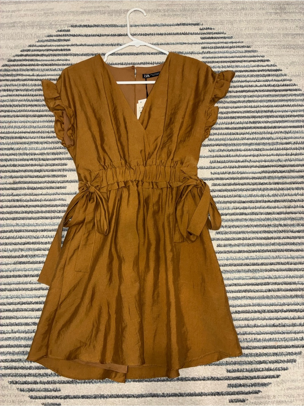 Zara Rust Brown Dress with Ruffle Sleeves and Keyhole back